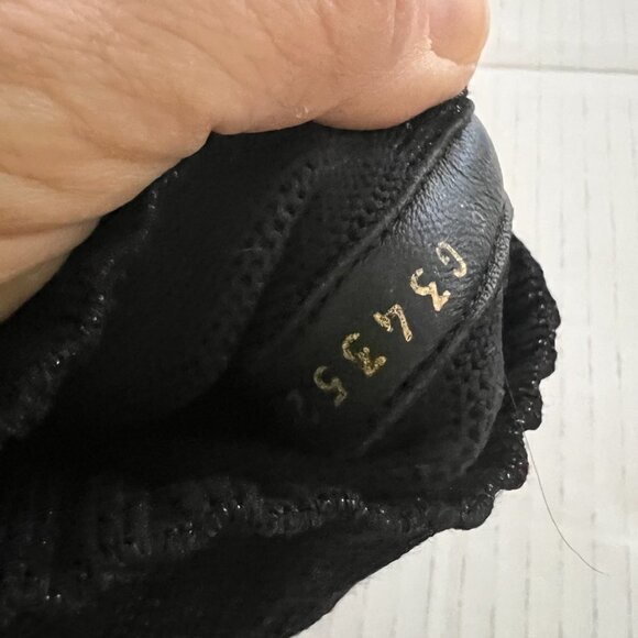 Chanel black knit fabric and patent tip ankle boots size 37.5 C - Picture 5 of 9